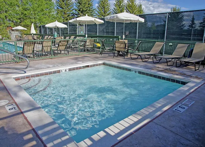 Ferienhaus Outdoor Pool, Private Sauna, 50yd To Moose Creek Lift, Flexible Bedding