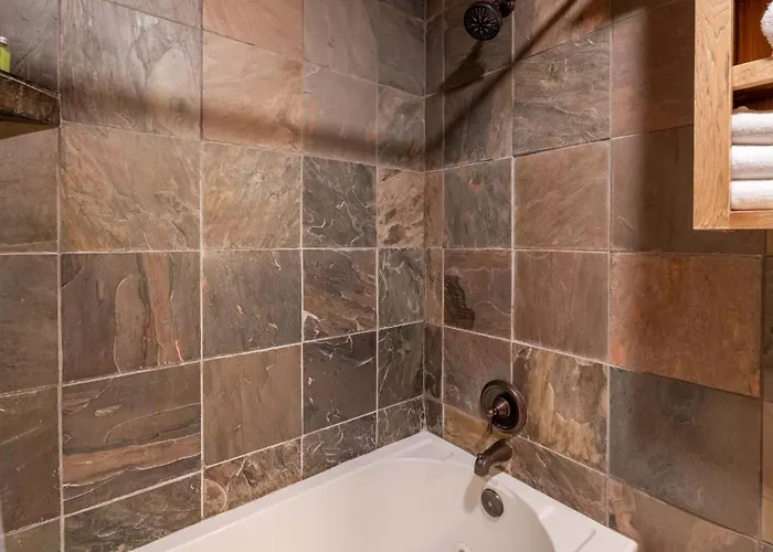 Outdoor Pool, Private Sauna, 50yd To Moose Creek Lift, Flexible Bedding Ferienhaus